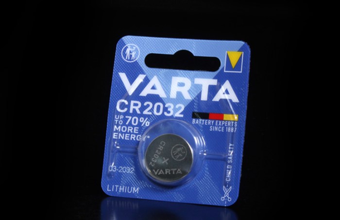 CR2032